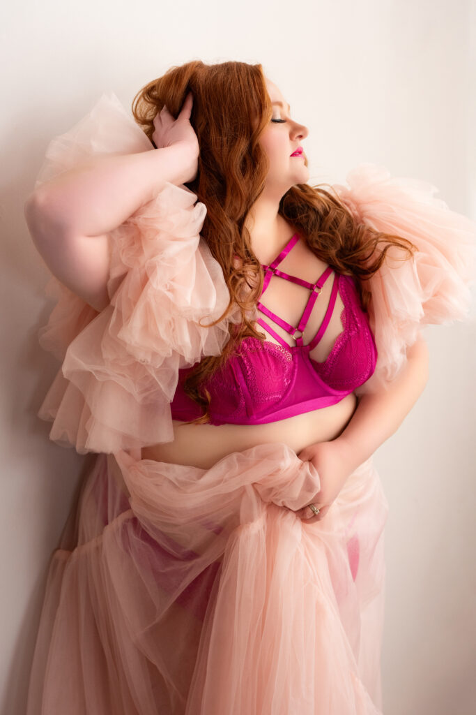 Valentine’s Day boudoir photography
Self-love photo session
Full-time professional boudoir photographer
Confidence-building photography
Empowering Valentine’s photo shoot