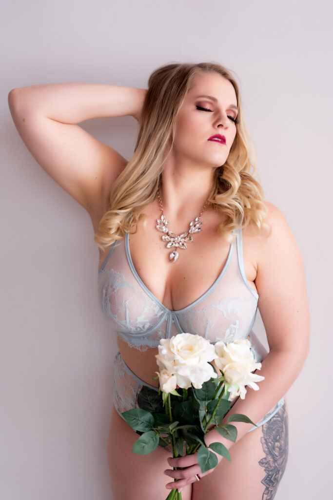 Valentine’s Day boudoir photography
Self-love photo session
Full-time professional boudoir photographer
Confidence-building photography
Empowering Valentine’s photo shoot